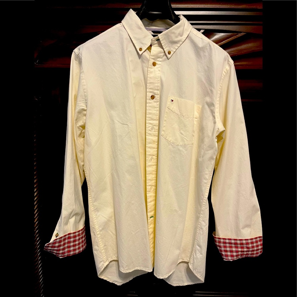 Tommy Hilfiger casual dress shirt.  Lightly worn, excellent condition.